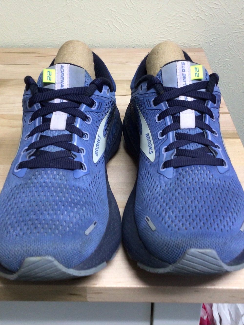 Brooks Adrenaline GTS 22 Running Shoes